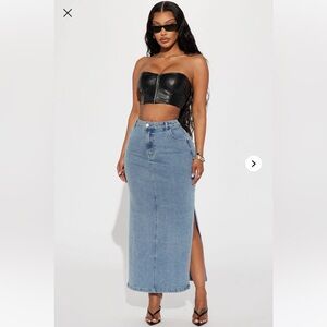 NWOT FASHION NOVA BLUE DENIM MIDI SKIRT M